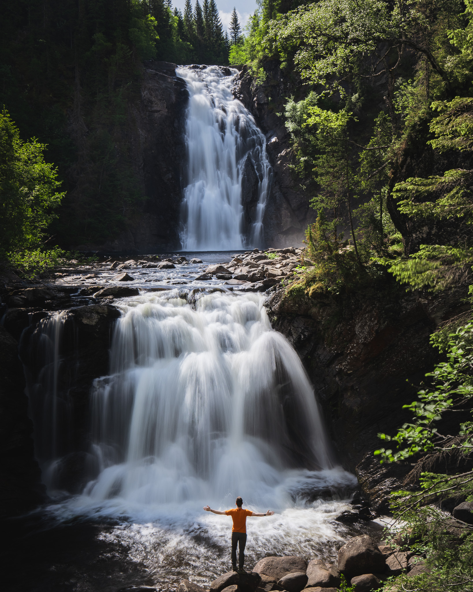 Photography of Storfossen two waterfalls close-up view near Trondheim in Norway. Ruta cataratas Storfossen