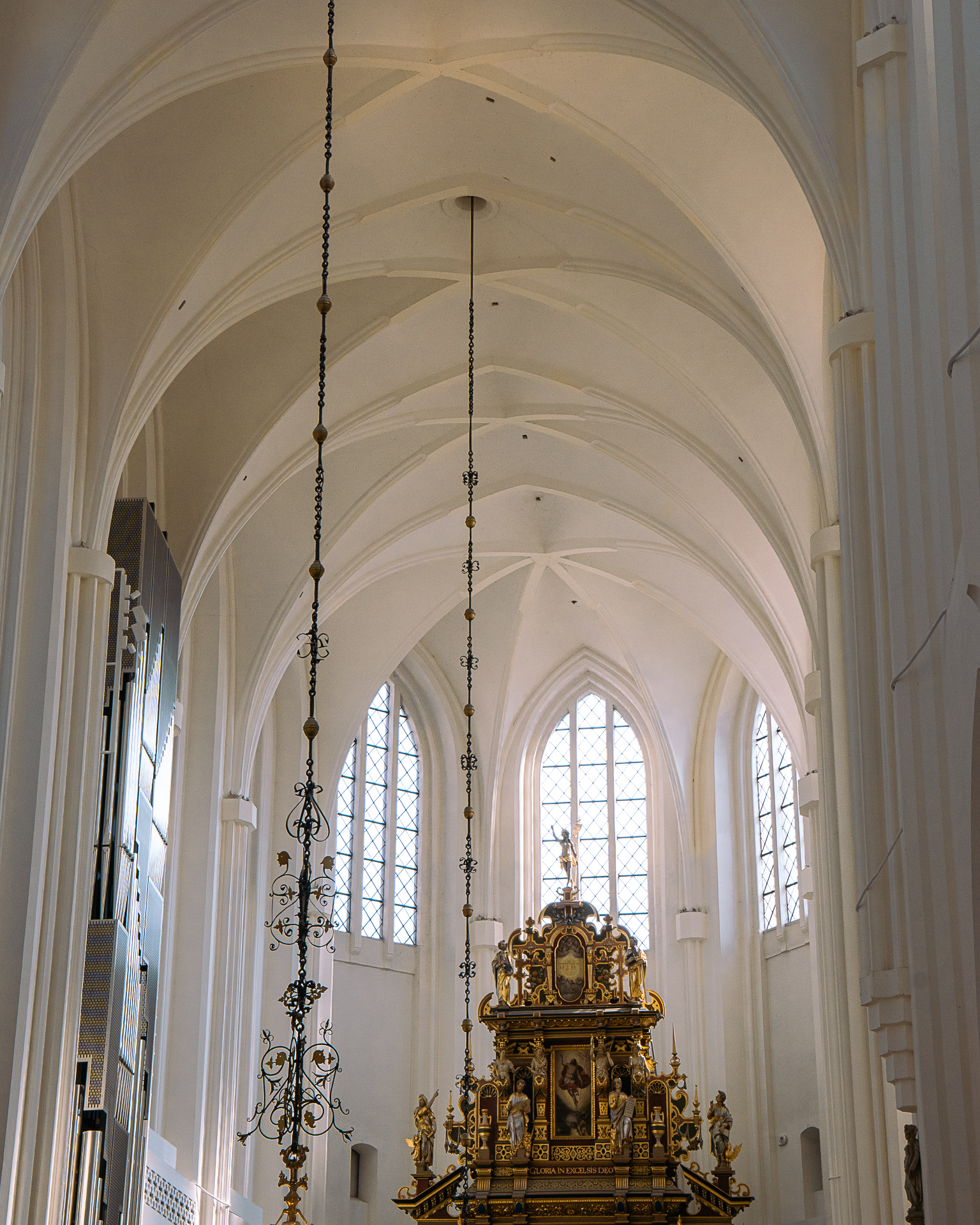 Interior de la iglesia de San Pedro en Malmö (St. Petri Kyrka)