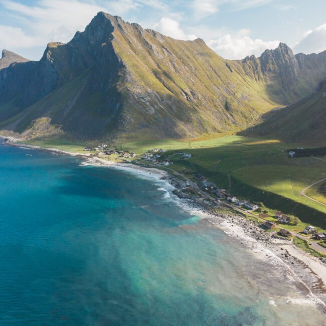 Playa Vikten desde el cielo, en las Islas Lofoten