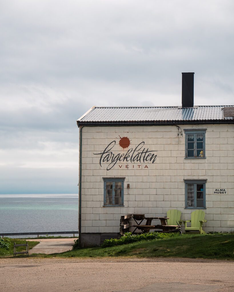 Andenes pueblo en las islas Lofoten en el norte de Noruega